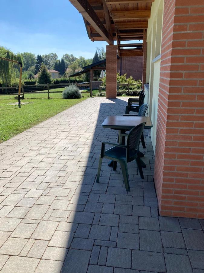Agriturismo Altana Del Motto Rosso Gattico Esterno foto