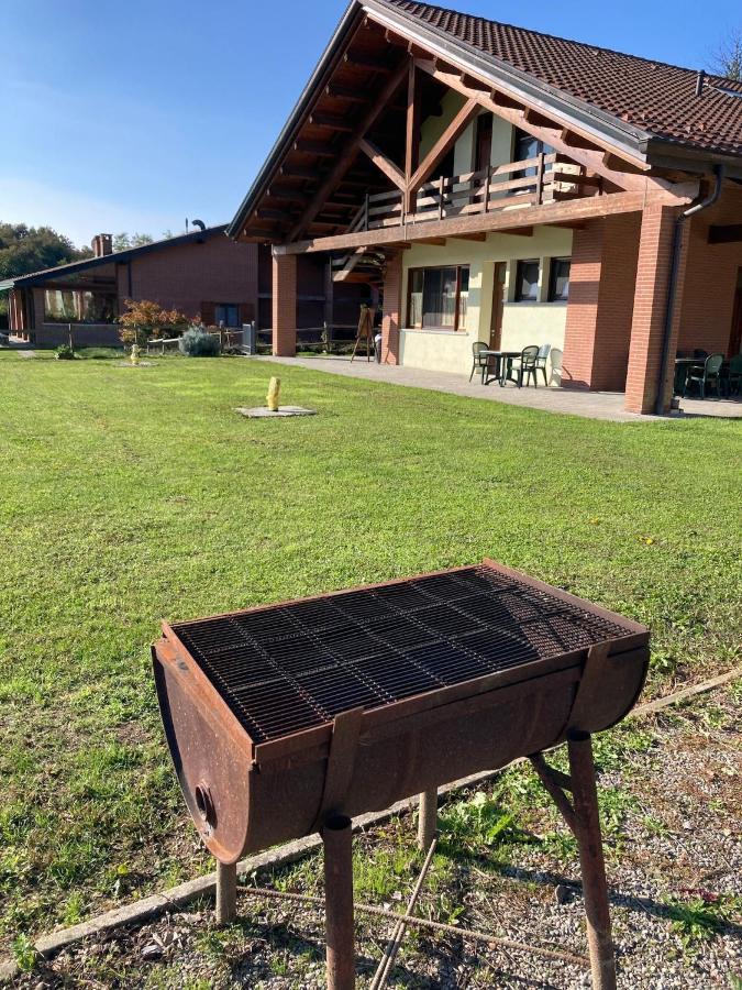 Agriturismo Altana Del Motto Rosso Gattico Esterno foto